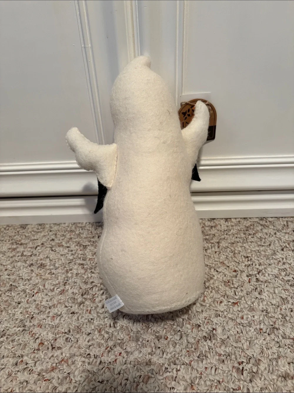 T.J.Maxx White Felt Ghost with Black BOO Banner and Orange Trim